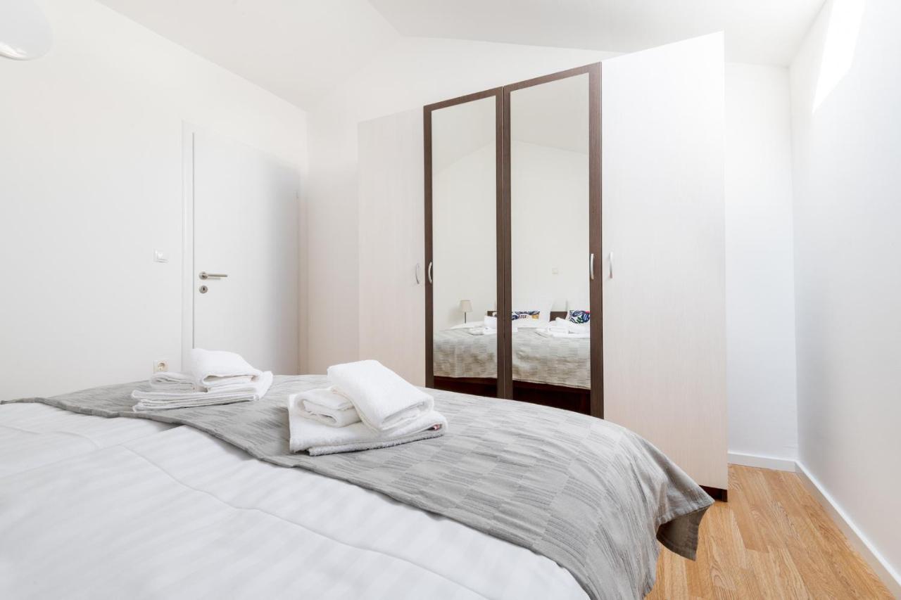Apartment Familia Neum Buitenkant foto