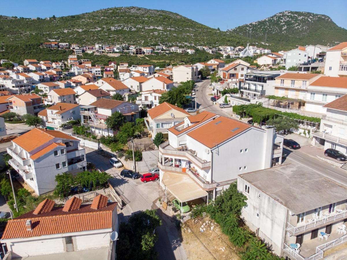 Apartment Familia Neum Buitenkant foto